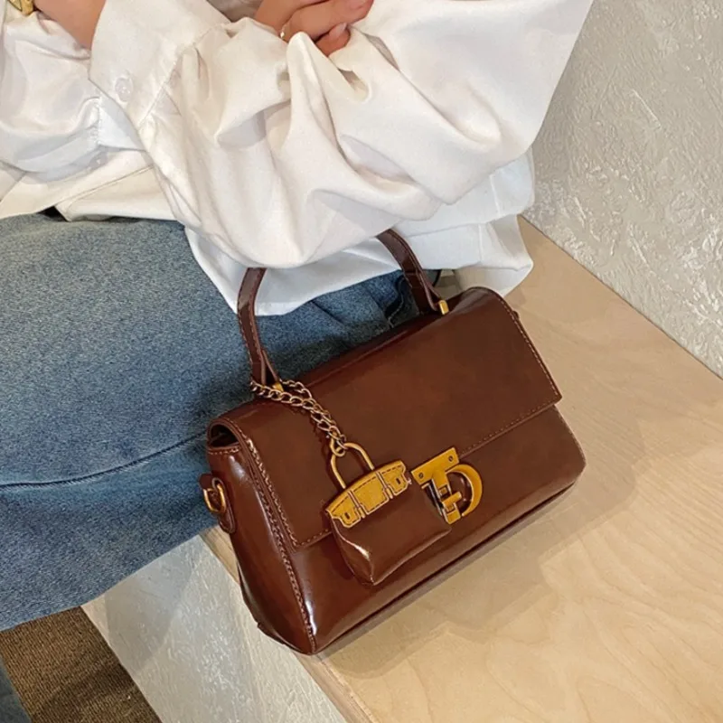 

Classic Paris Fashion Bag Ladies Elegant Silhouette Trendy Daily Matching Lightweight Portable Tote Bag