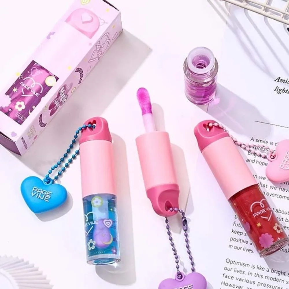 

Water Glossy Finish Magic Lip Oil Easy Coloring Glossy Texture Love Pendant Lip Stain Moisturizing Formula Changing Color Effect