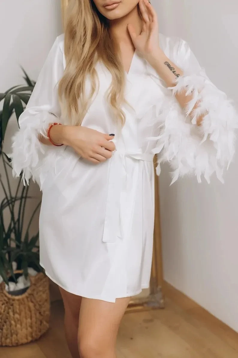 Feather Robe Bridesmaid Robes Bridal Gowns Feather Wedding Day Kimono Dressing Gown Bridal Lingerie Short Sleeve Women\'s Kimonos