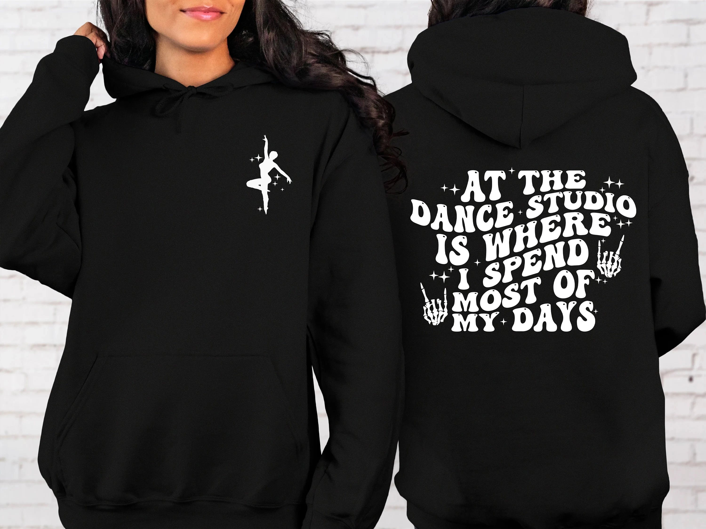 

At The Dance Studio Is Where I Spend Most of My Days Толстовка с капюшоном Женская толстовка с длинными рукавами Пуловер Топы Унисекс Осенняя одежда