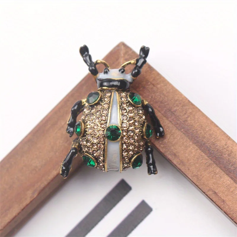 New Vintage Creative Seven Star Ladybug Bug Beetle Brooch Ladies Luxury Temperament Pin Gift