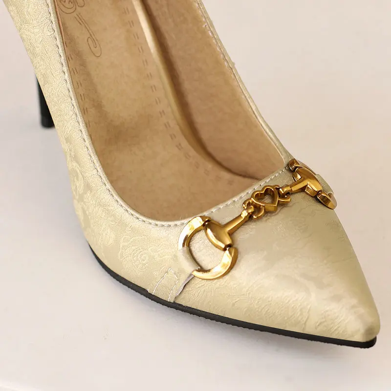 Women's Wedding Pumps Sexy Pointed Toe Stiletto Metal Decor 10cm Super High Heels Shoes