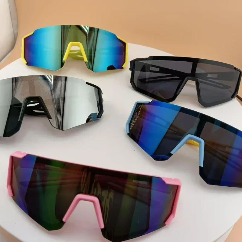 

Children Cycling Sunglasses Boys Girls Fashion Windproof Outdoor Sports MTB Riding Goggles UV400 Eyewear