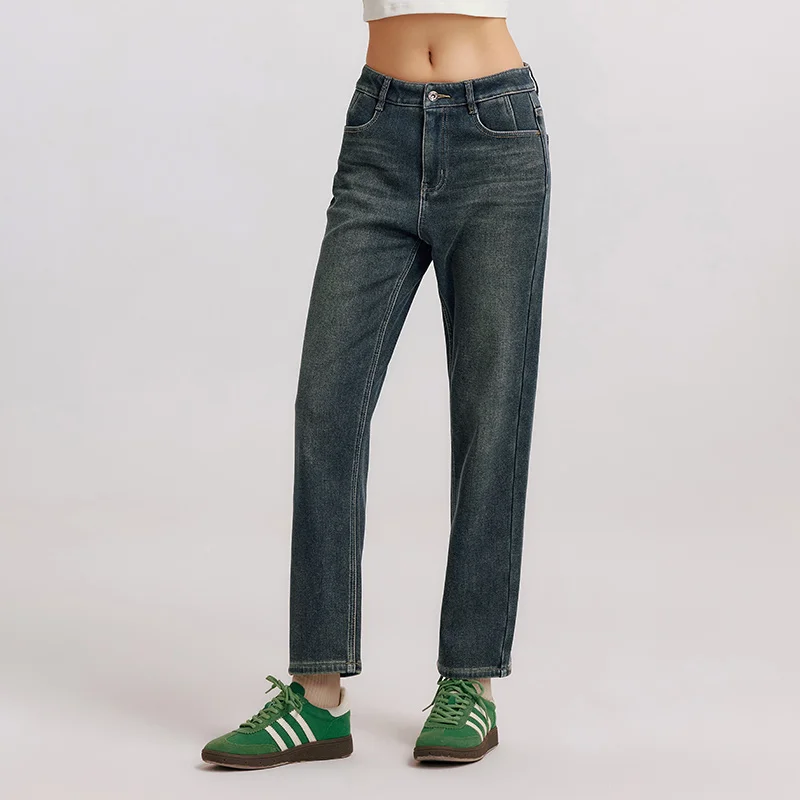 Spodnie damskie Semir Jeans z polaru, postarzane, długie, retro, nowość na zimę 2025, wyszczuplające, z prostymi nogawkami. — zdjęcie 6