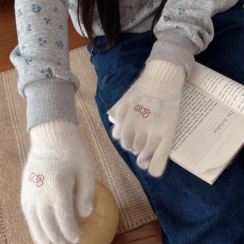 

Hello Kitty Glitter Winter Gloves Women Touchscreen Warm Knit Fashionable and warm, a gift for girlfriends