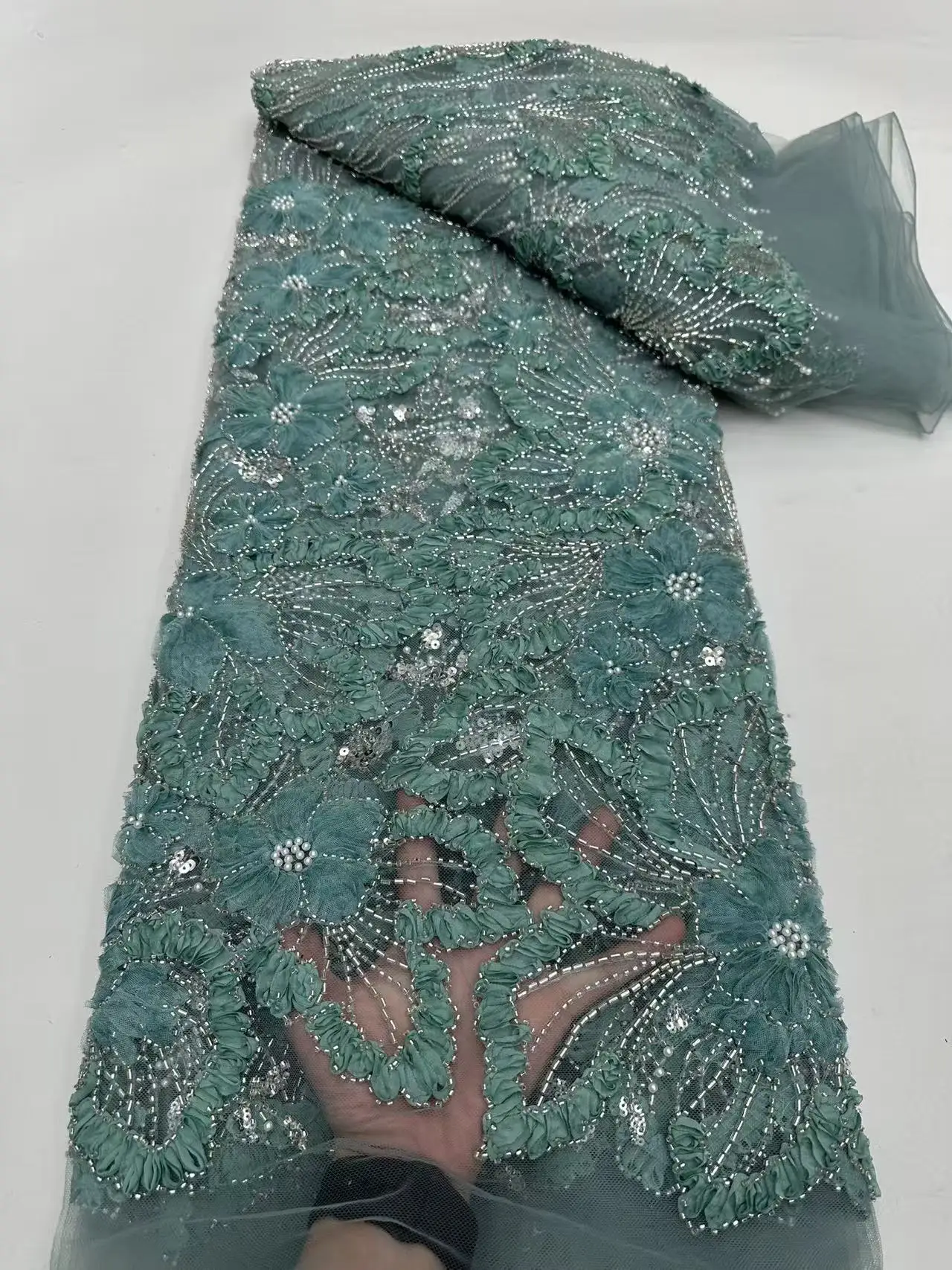 

High Quality Lace Embroidery Sequins Net Lace With Beads Latest African Sequins Lace Fabric For Women Wedding Party Dress