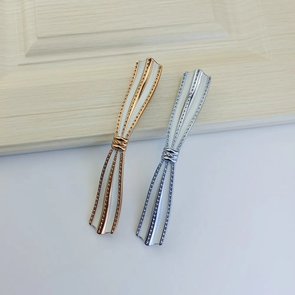 Simple Style Bowknot Handle Furniture Hardware Kitchen Cabinets Door Knobs Drawer Handle For Wardrobe Cupboard Dresser Pulls