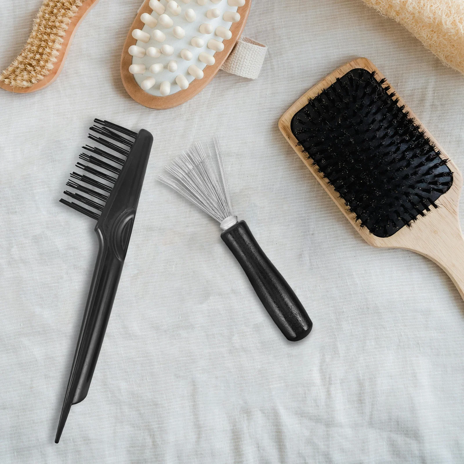 

2Pcs Hair Brush Cleaning Tools Comb Cleaner Brush Quick Deep Cleaning Mini Comb Rake Hair Removers Tool for Home Salon Use