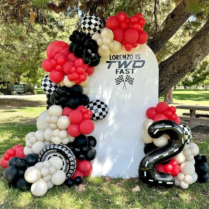 Kit de Arco de Balões com Tema de Carro de Corrida 158 Peças, Balões de Látex Vermelhos, Pretos e Brancos Macaron para Decoração de Festa de Aniversário e Chá de Bebê