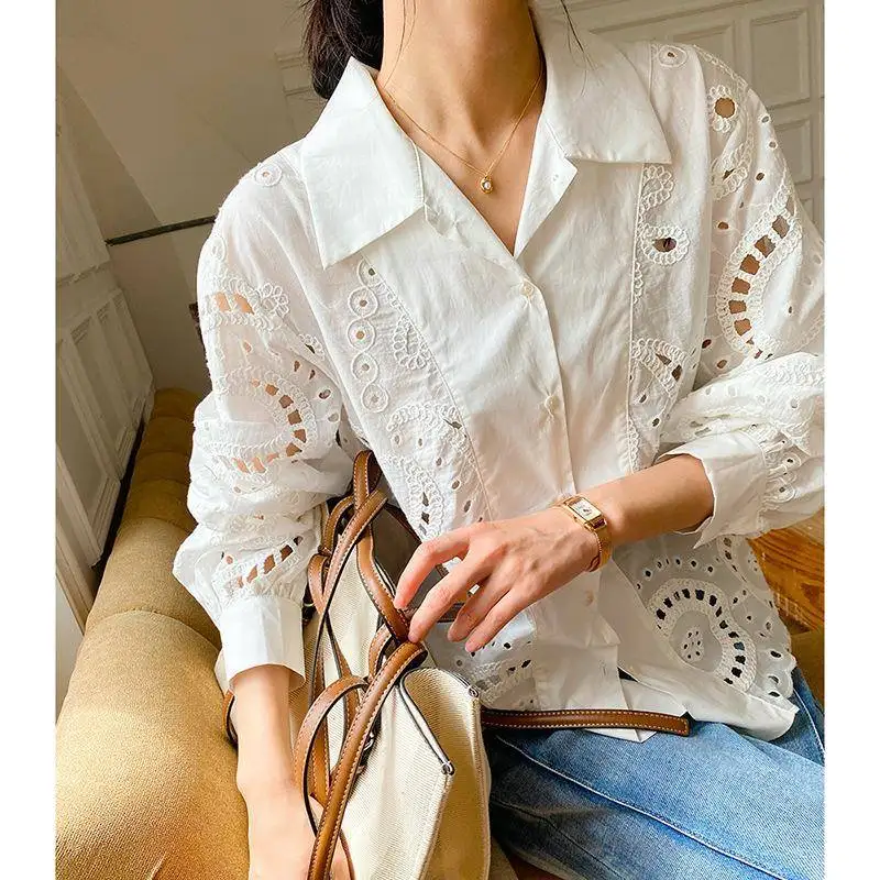 

Spring 2026 Women's Long Sleeve Embroidered Shirt Elegant Ladylike Style Intellectual Fashion White Shirt Lantern Sleeve