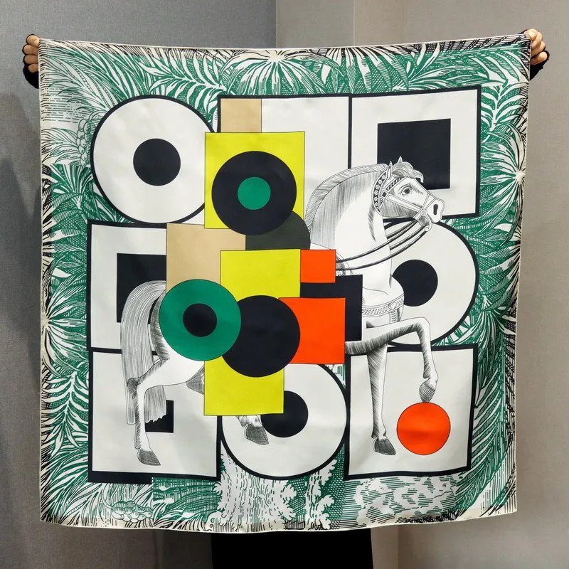 

High-end Elegant Women Exquisite Elegant Knight Geometry Printing Quality 14MM Twill Silk Hand-rolled Edge Squre Scarf Shawl