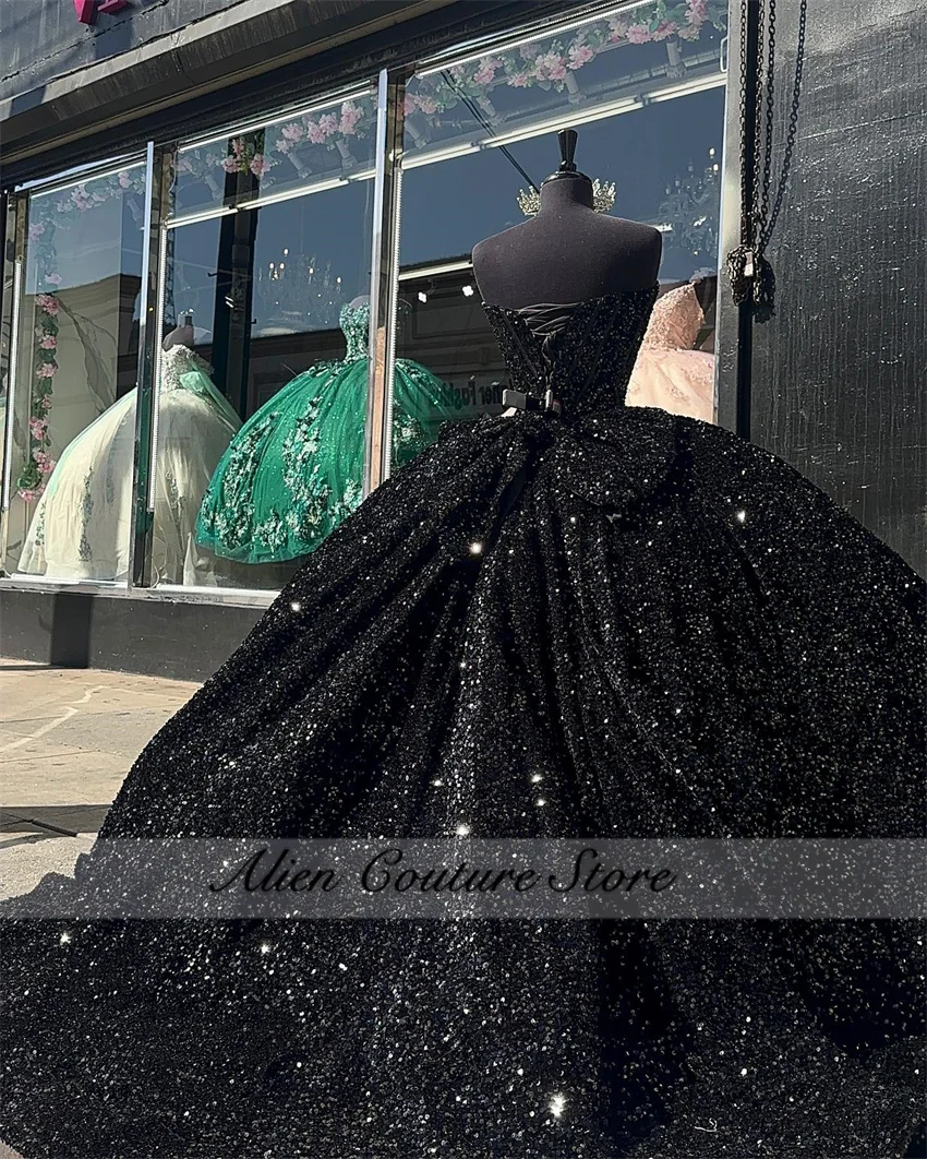 Sparkly Black Quinceanera Dress Sweetheart Corset Sequins Ball Gown Sweet 16 Robe De Bal Birthday Gowns