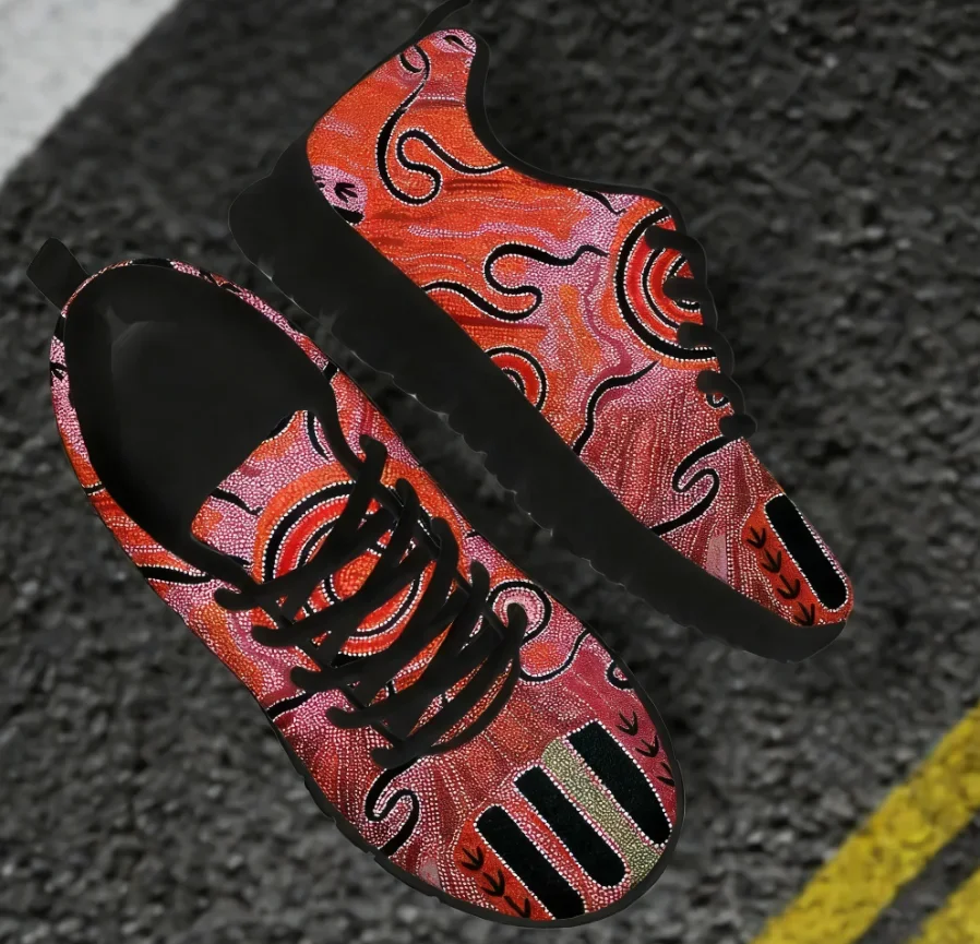 

Кроссовки из сетчатой ткани с кружевной отделкой в стиле австралийского аборигенского искусства для женщин, новая модная женская обувь, удобные легкие туфли на плоской подошве для пар.