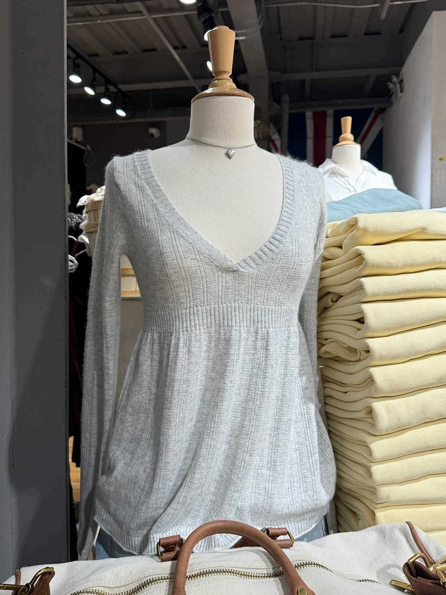 

Gray Knitted Long Sleeve T-shirt Women Autumn Sexy Deep V Neck Pullover Tops Preppy Style Sweet Casual Simple Knitwear Tops New