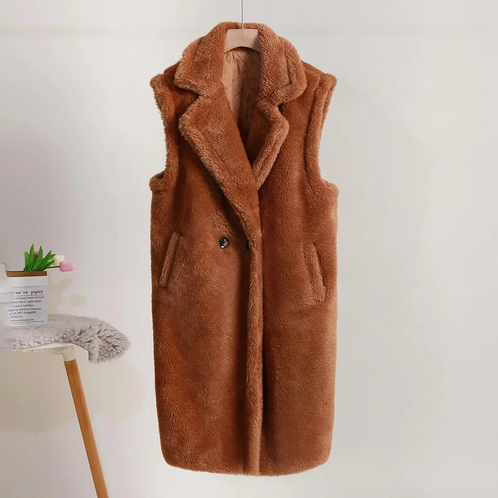 Luxury Brand Runway Fashion Long Teddy Bear Gilet Fur Vest Coat Women Winter Warm Oversized Sleeveless Faux Fur Jacket Waistcoat