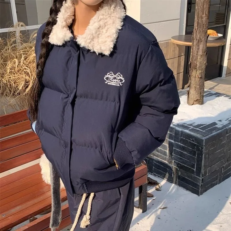 

Korean Letter Embroidery Parkas Women Winter 2025 Faux Wool Lamb Turn Down Collar Parka Woman Zipper Up Cotton Jackets Female
