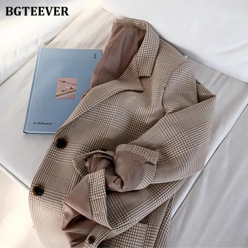 BGTEEVER Vintage Long Sleeve Pockets Women Plaid Blazer Spring Autumn Elegant Loose Single-breasted Ladies Suit Jackets