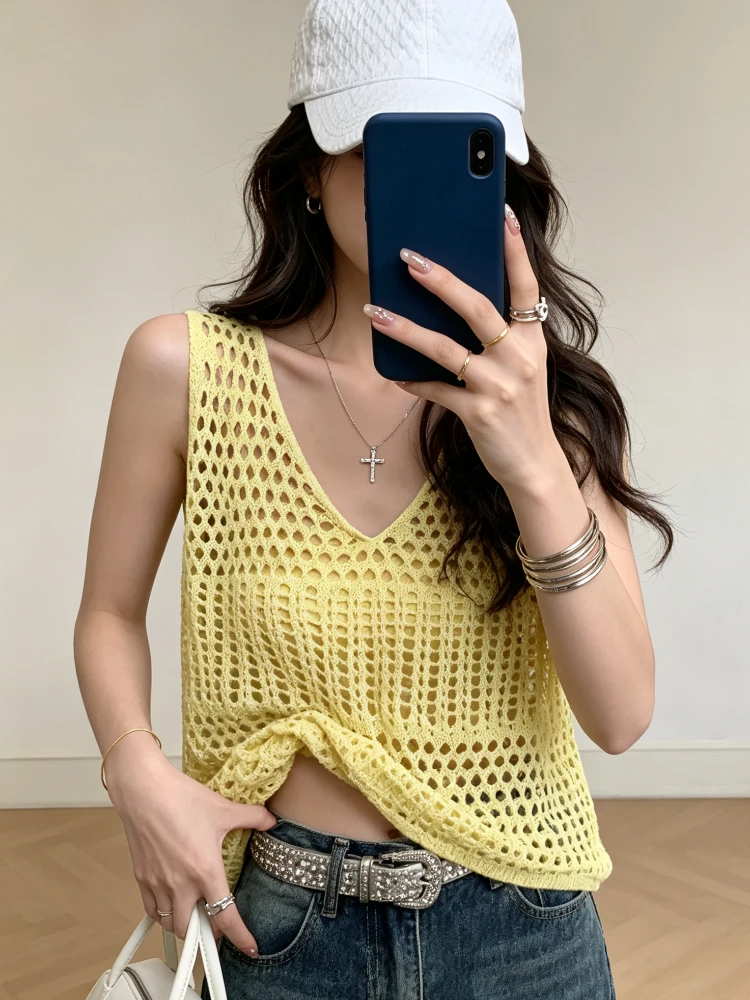 New Summer Women's Casual Loose Fit See Through Knitted Tanks Chic Solid Knitted Top Sexy Hollow Out Sleeveless Sweater Vest