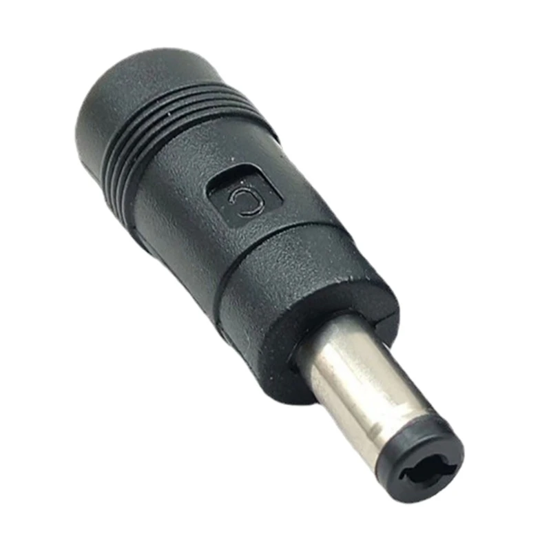 محول شحن أجهزة الكمبيوتر المحمولة المحمولة DC4.0x1.7mm إلى DC5.5x2.1mm محول شحن رأس محول تحويل الطاقة أسود