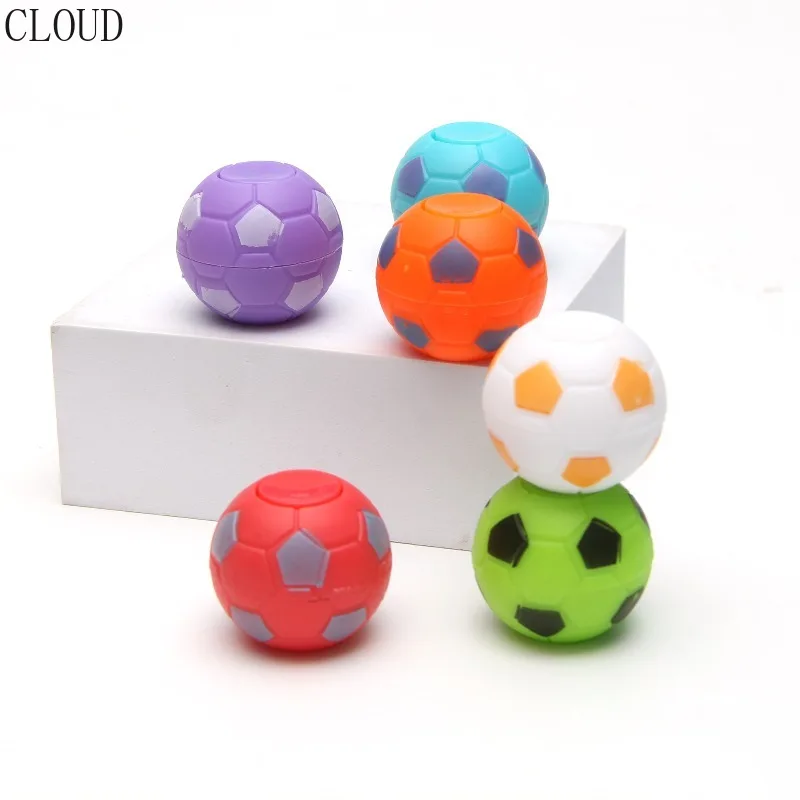 كرة القدم كرة القدم فيدجيت سبينر، لعبة إصبع صغيرة لتخفيف التوتر لمحبي الألعاب الرياضية، لعبة مكتب للبالغين والأطفال لتخفيف القلق