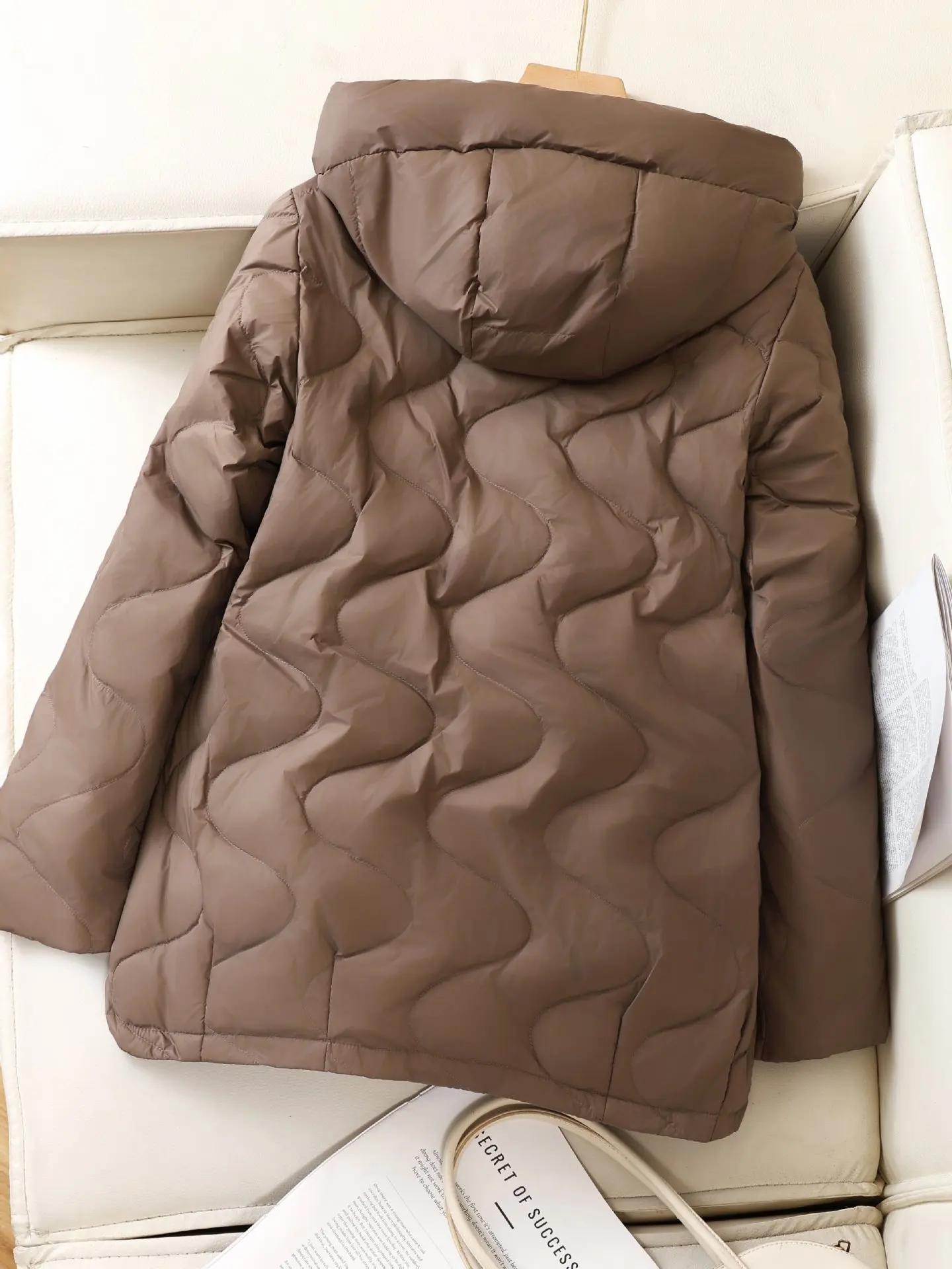 الخريف والشتاء المرأة الجديدة أسفل سترة ركاب هوديي الربط سترة خفيفة الوزن المتضخم #5