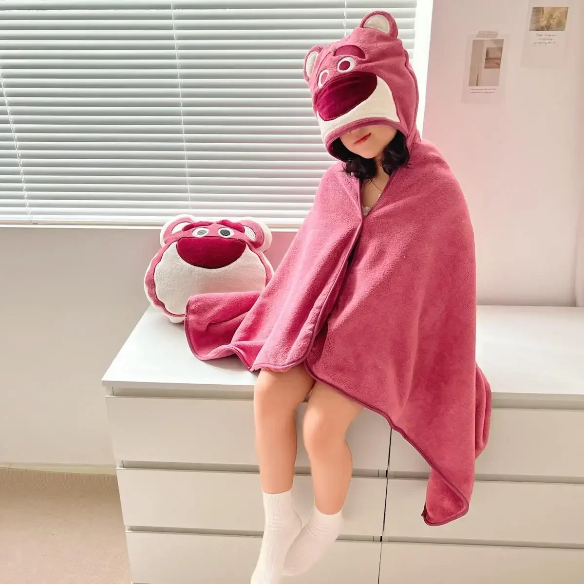 Cute Baby Hooded Bath Towel for Children Super Soft Absorbent Bathrobe Cartoon Blanket Quickdry Sleepwear for Infant Newborn