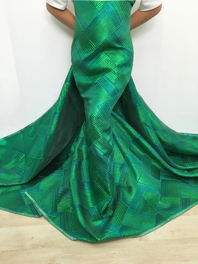 Nigerian Brocade Lace Fabric 2024 High Quality African Jacquard Gilded Lace Fabric for Sewing Luxury Midi Party Dresses TY4481