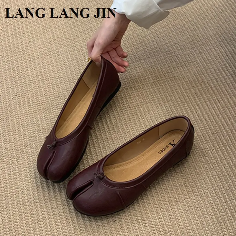 Spring Split Toe Women Ballet Flats Fashion Tabi Shoes Causal Slip On Loafer Ladies Pleated Leather Espadrilles Zapatillas Mujer image 6