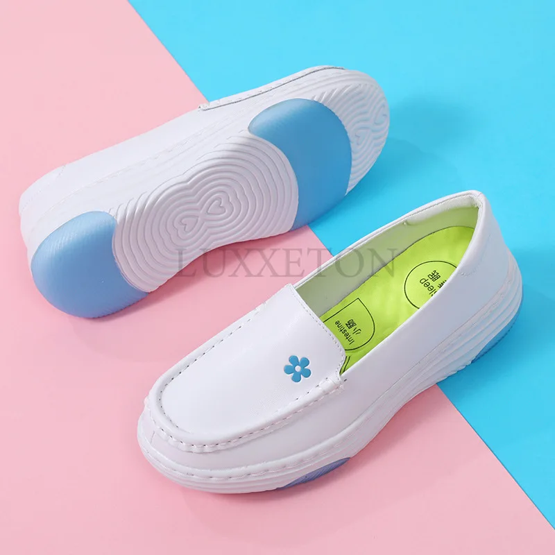 High Quality Women Shoes for Nurses Non Slip Comfortable Flat Casual Work Shoes Wedge Heeled Thick Soled White Shoes for Women