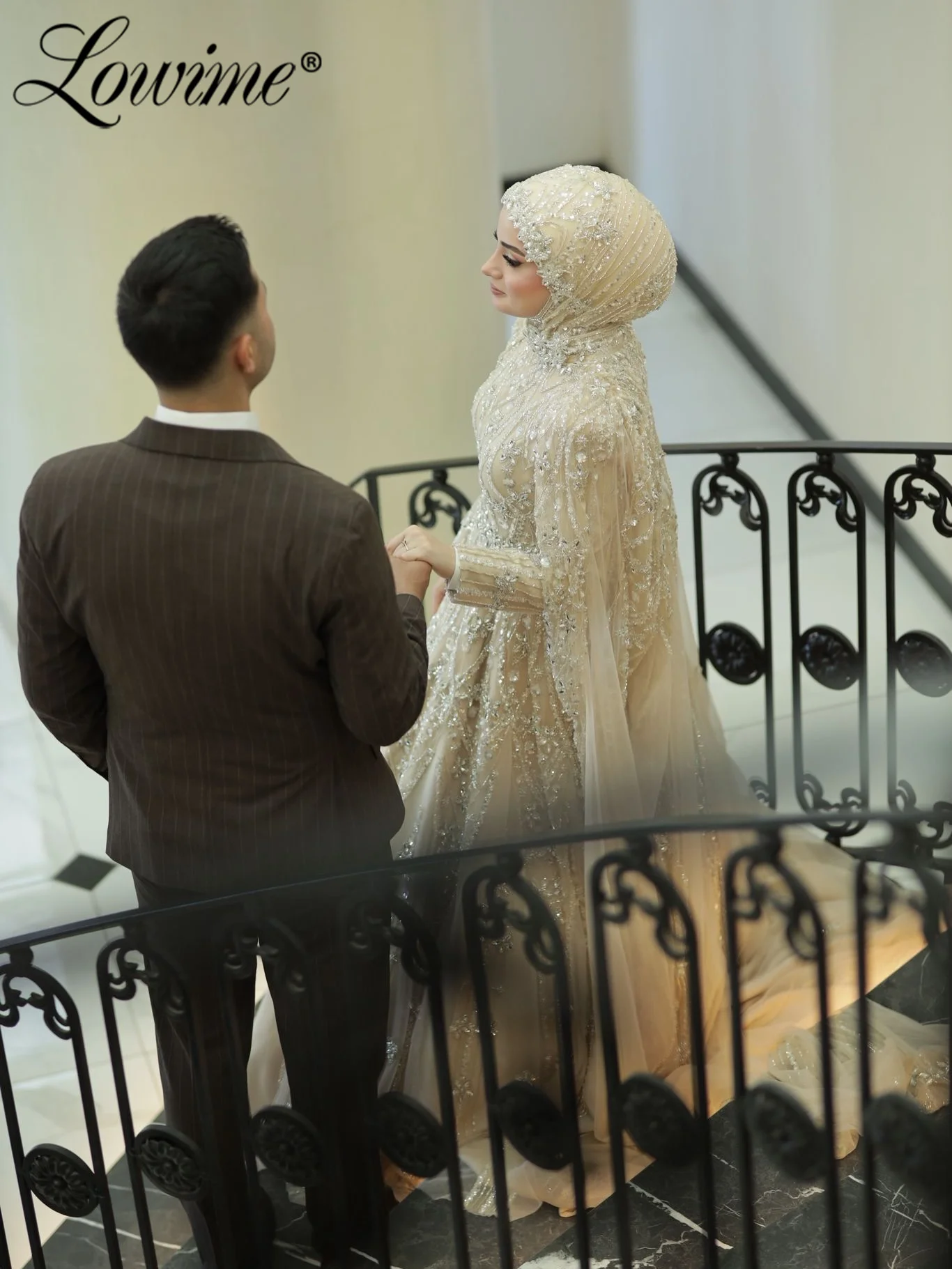 

Elegant Muslim Engagement Gowns Cape Sleeve Puffy Bride Clothes Abiye Crystal Beaded Customized Evening Dresses Plus Size 2026