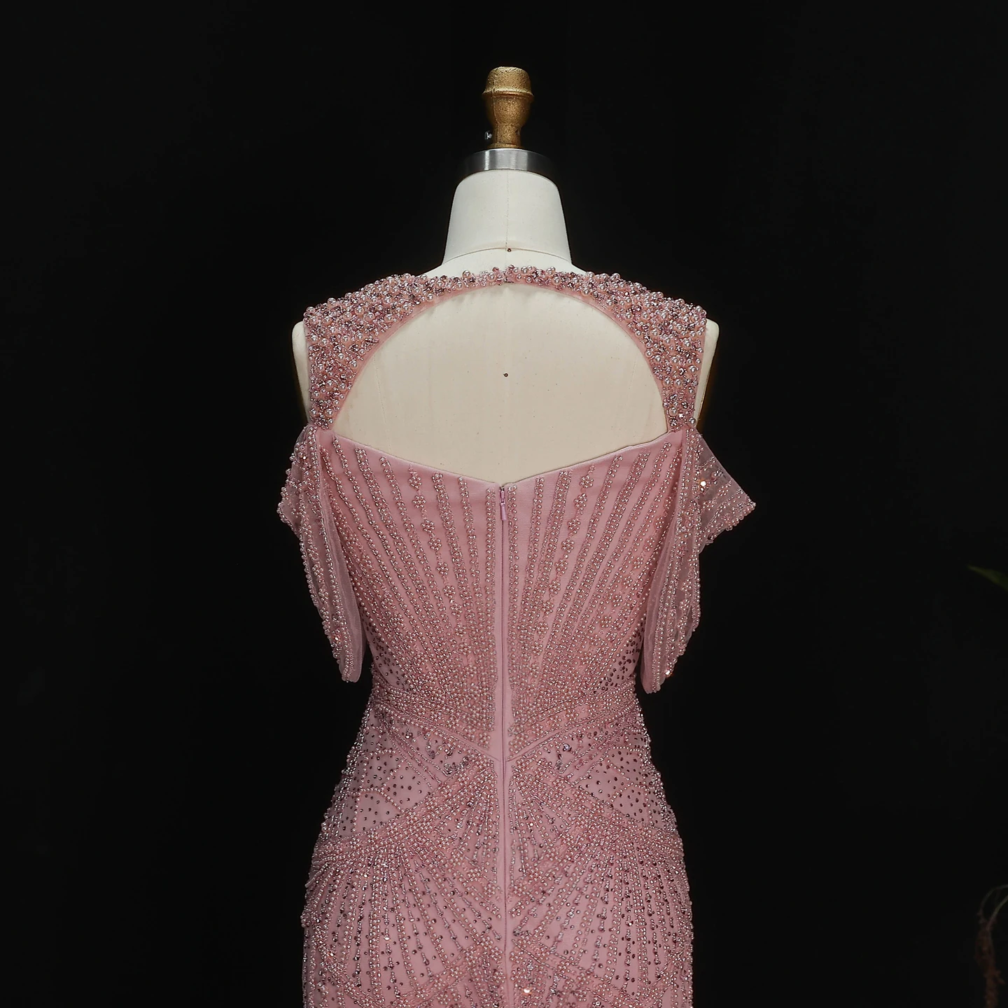 Sharon Said Luxuriöses Abendkleid mit rosa Perlen und Perlenstickerei, drapiertem Träger, V-Ausschnitt, Meerjungfrauen-Schnitt, für formelle Anlässe und Partys, SS193, maßgeschneidert – Detail 9