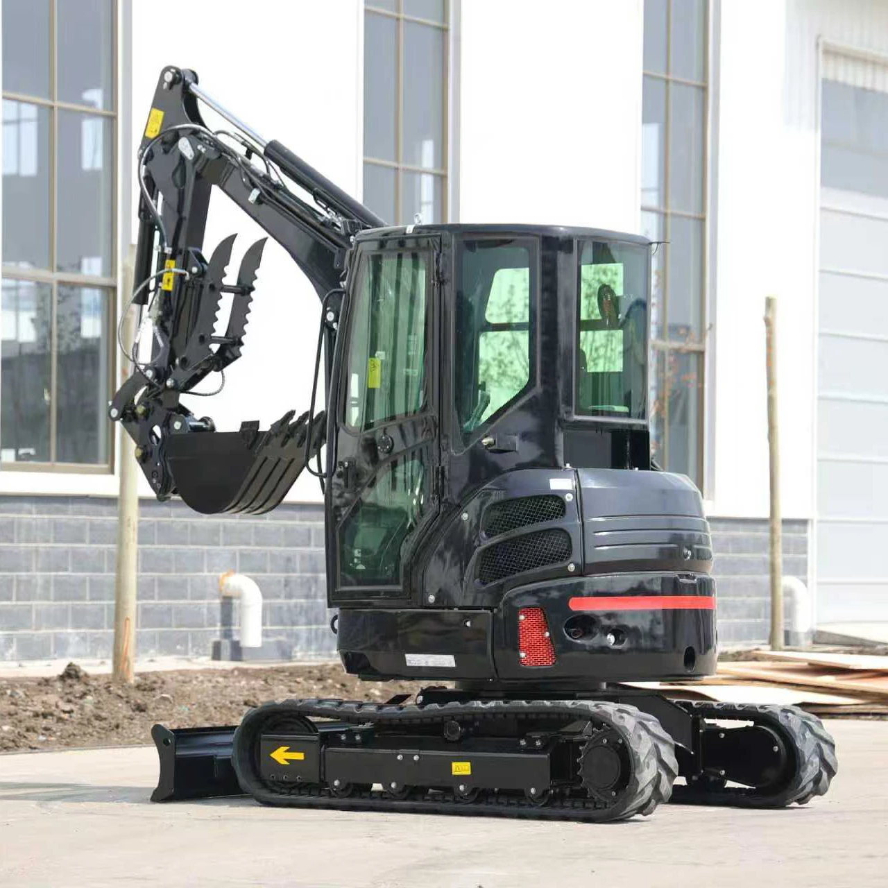 3.5 Ton Compact Mini Excavator Hydraulic Crawler for Home Use And Farm - New Small Digger with Free Delivery Direct from the Fac