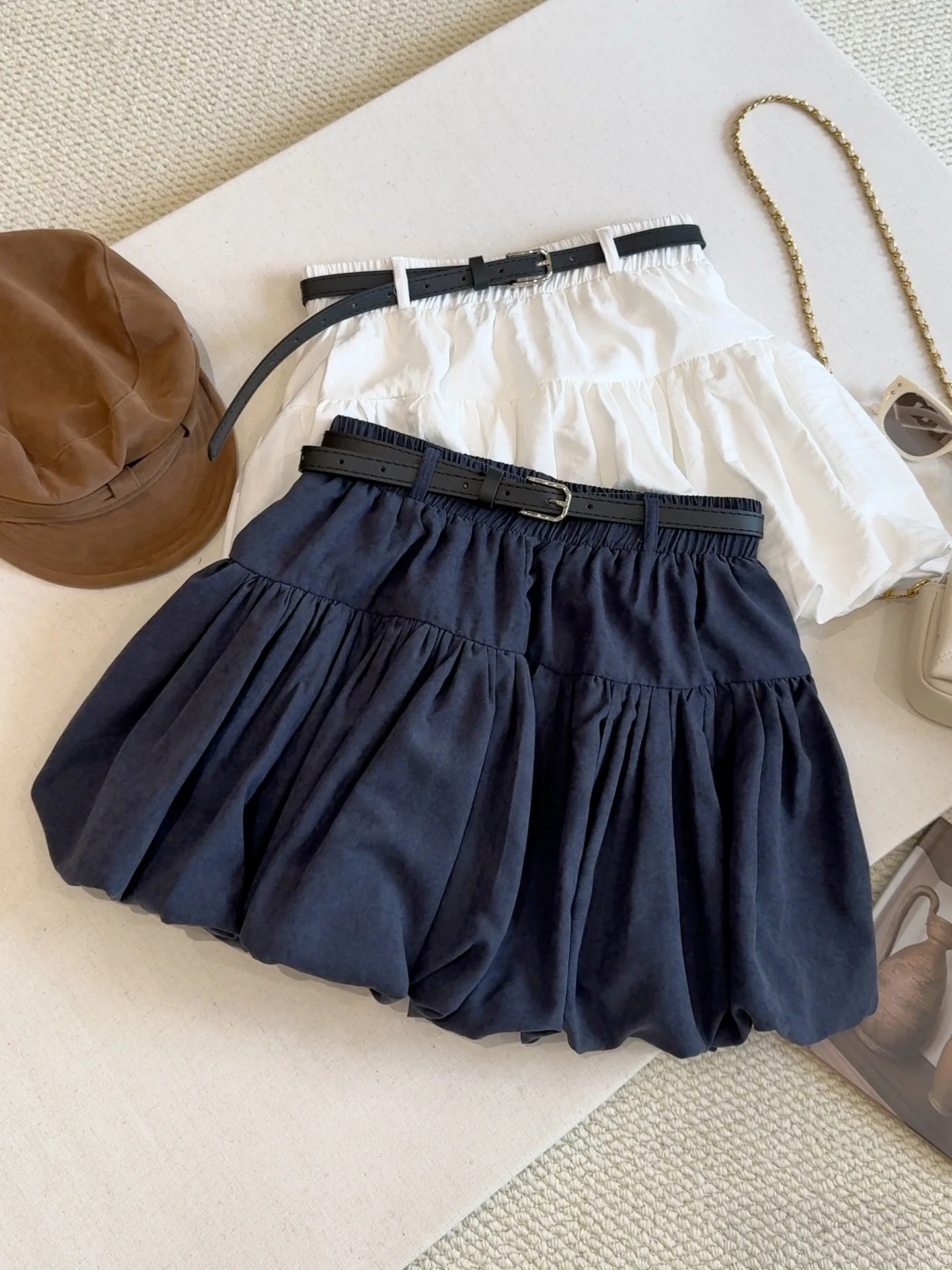 

Юбка-бутон с высокой талией для похудения и антибликовая женская юбка с цветочным принтом, корейская версия 2025 года, универсальная пышная короткая юбка А-силуэта