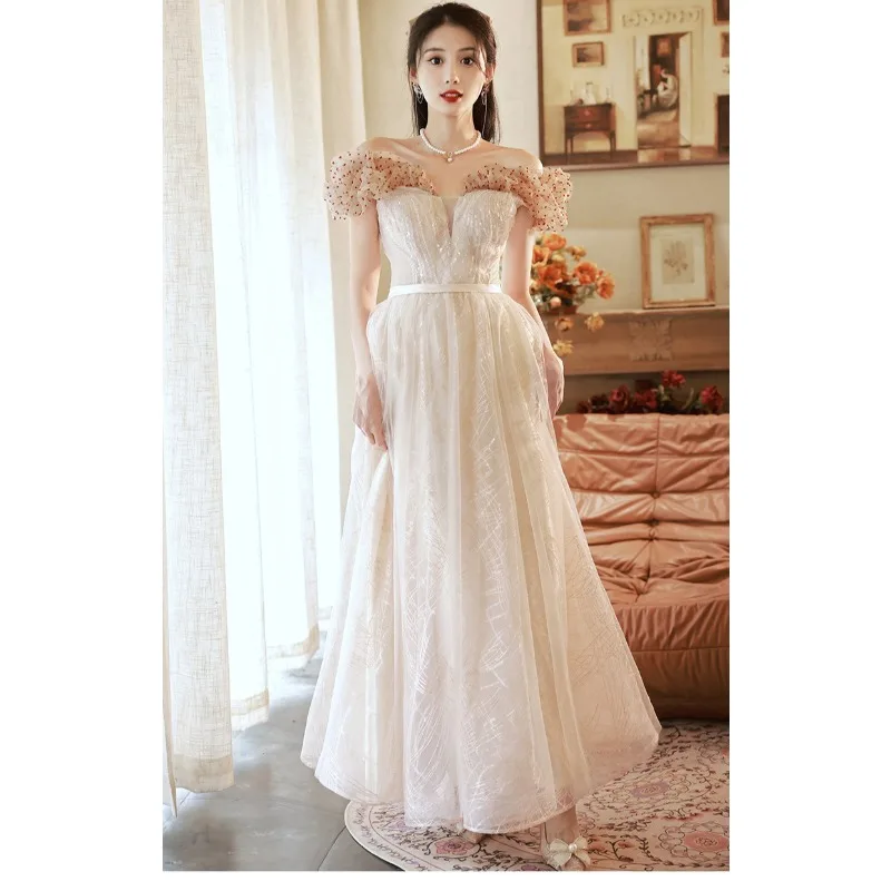 

2025 Summer New Women's Thin Champagne Color Fairy One Shoulder Evening Dress Fashion Banquet Host Annual Meeting Dress