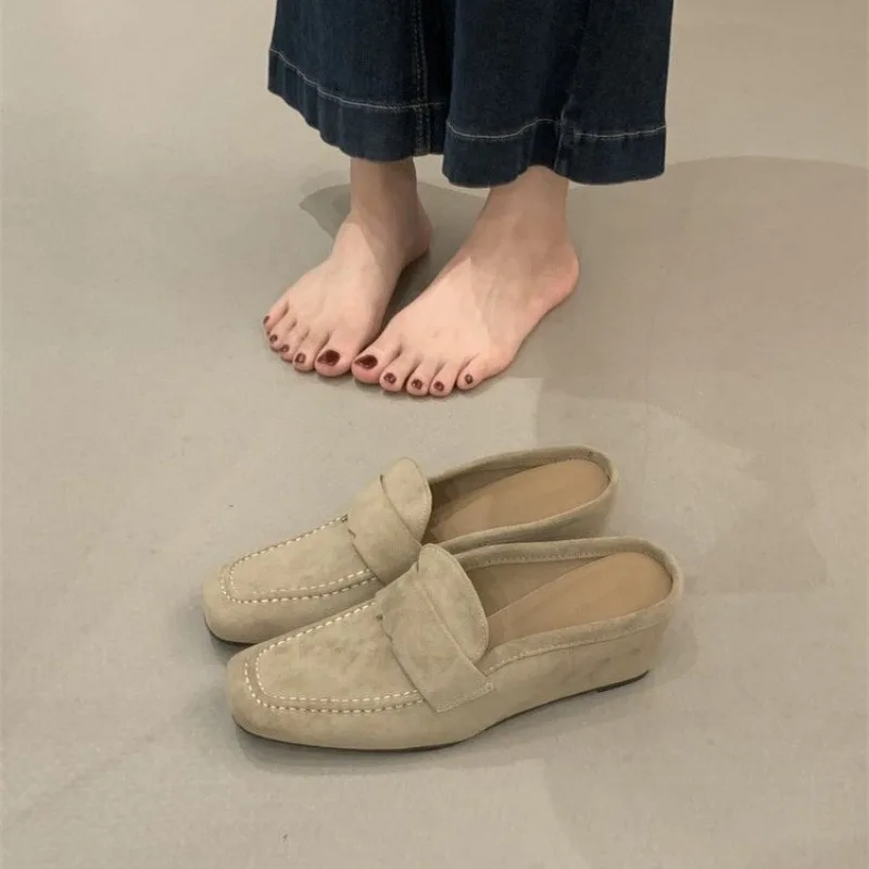 

Spring/Summer 2026 New British Style High-Heeled Slippers