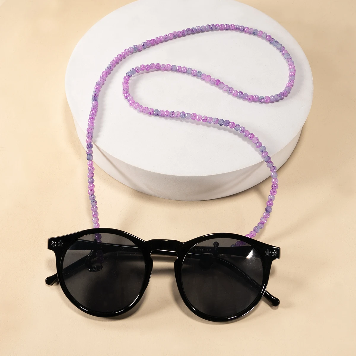 調節可能なマスクホルダー、老眼鏡リーシュ、ヴィンテージブライ - Silicone Mask Bracket のレビューと価格