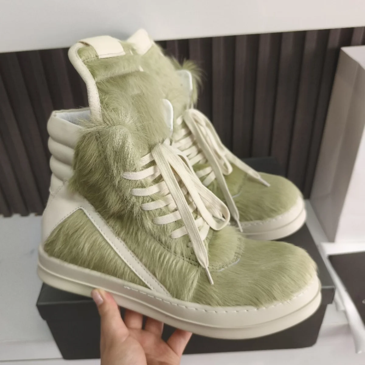 R-o Men Ankle Boot Brand Shoe Gray Green Horse Hair Boots Women Flat Sneaker High Top Casual Shoes Green Horsehair Sneakers