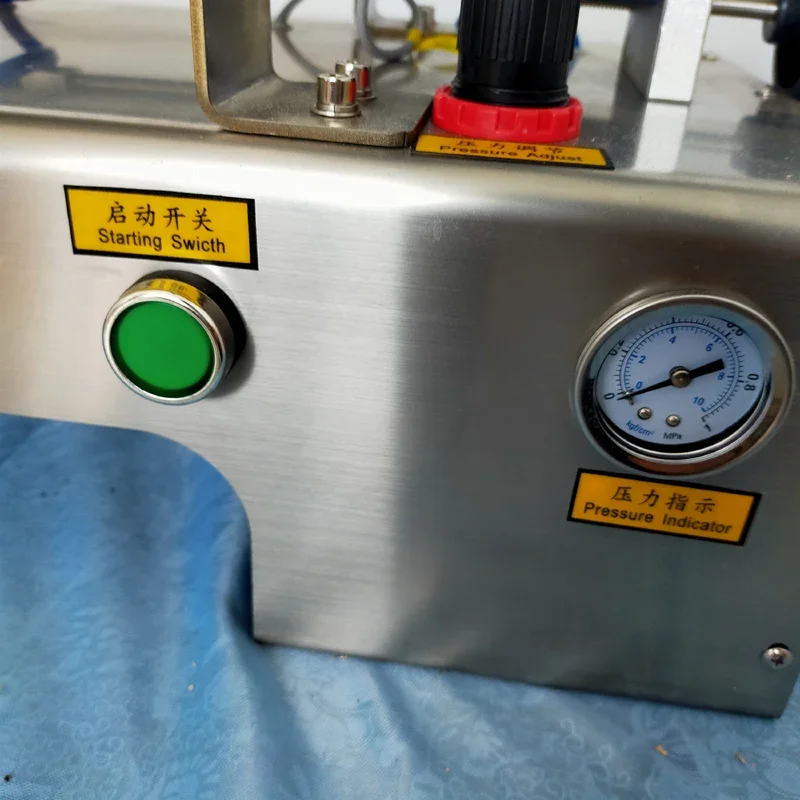 

Полуавтоматическая машина для смешивания и фасовки пастообразных продуктов PBOBP (томатный соус, соус чили, мыльная паста, крем) с смесительным бункером