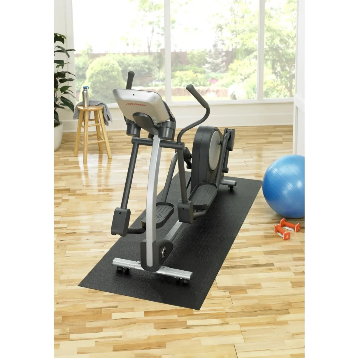 حصيرة جهاز المشي القياسية مقاس 30 × 72 بوصة، حصيرة معدات اللياقة البدنية المصنوعة من الفينيل الرغوي الكثيف لحماية الأرضية وتقليل الضوضاء