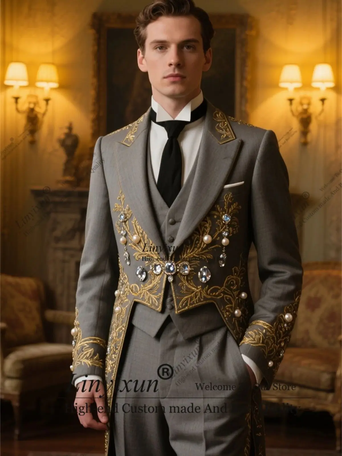 

Elegant with embroidered style Men Suits Customized Prom Blazers 3 Pieces Sets Formal Party Groom Wedding Tuxedo terno masculino