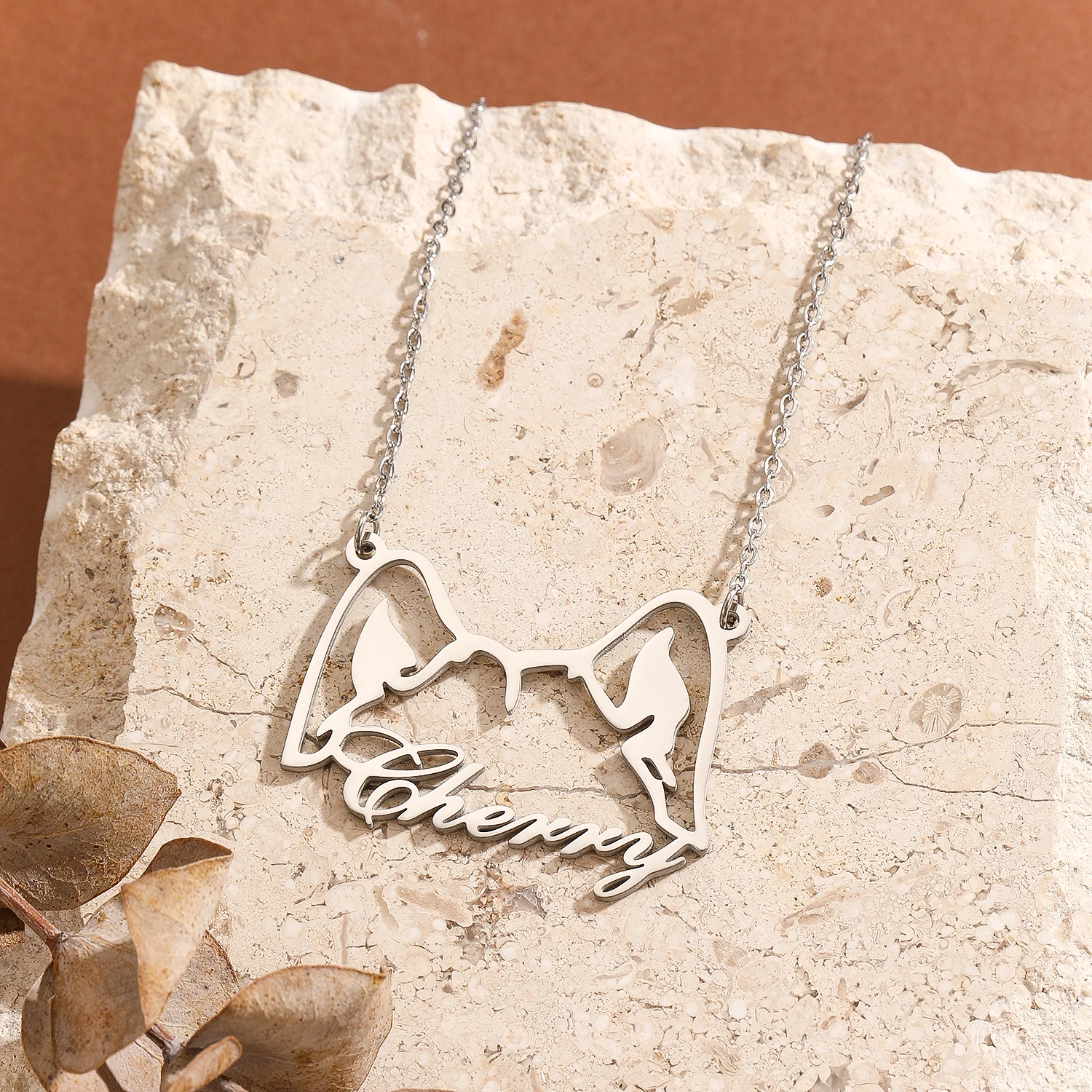 

Ожерелье из нержавеющей стали на заказ с именем собаки Акита для женщин и мужчин, персонализированные уши собаки с животными, серебряные ювелирные изделия, подарок на вечеринку для влюбленных