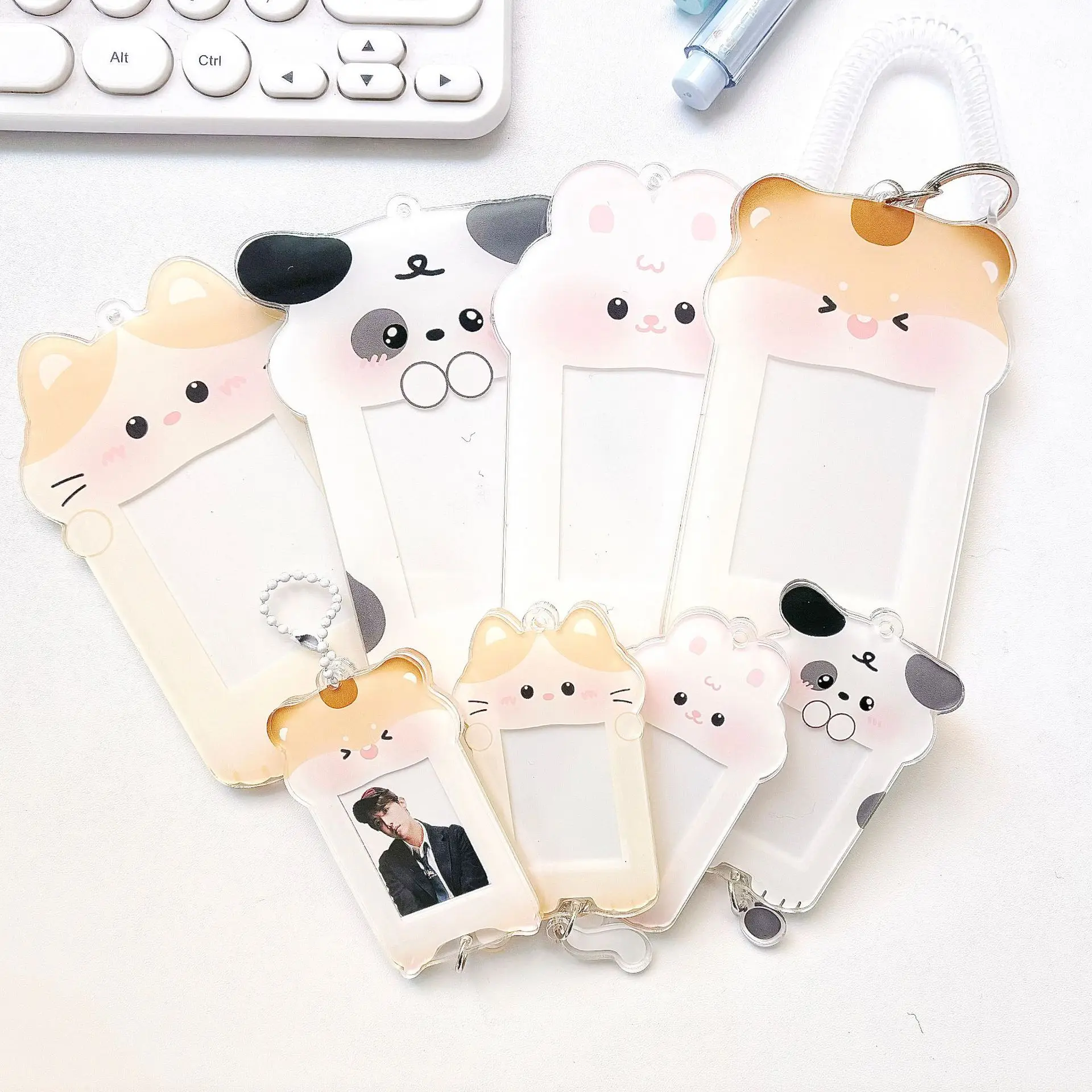 Acrylic Love Cartoon Animal Photocard Holder Keychain Photo Card Holders 3.1x4.7 Inch ID Badge Holder K-pop Star Card Holder