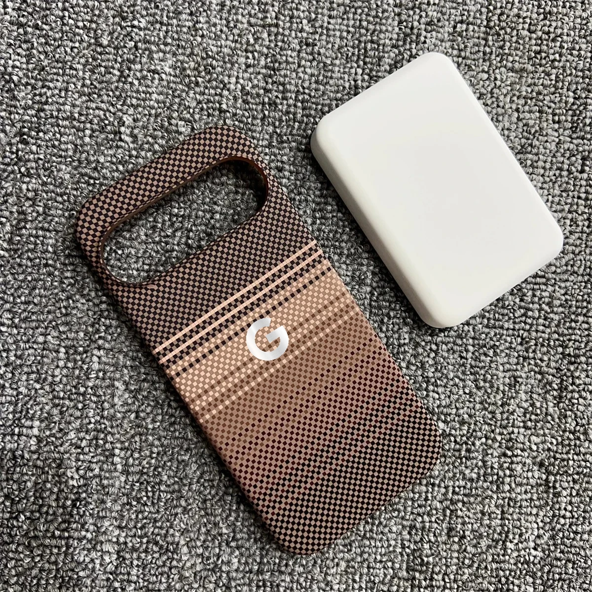 Ultradünne Hart-PC-Hülle mit Kohlefasermuster für Pixel 11 10 9 Pro XL, kompatibel mit kabellosem Laden über Magsafe, Anti-Drop-Abdeckung