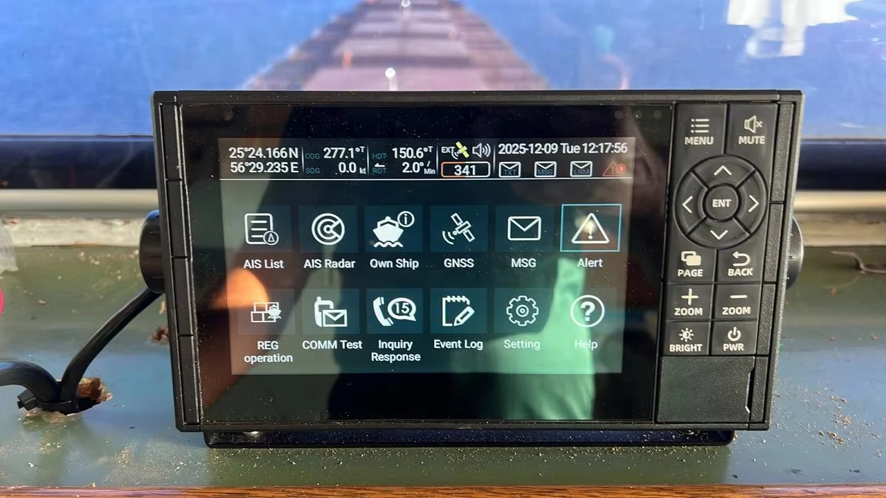 Marinelite IMO CCS Certified AIS Class a Transponder with 7-Inch Touch Screen Made in Jiangsu