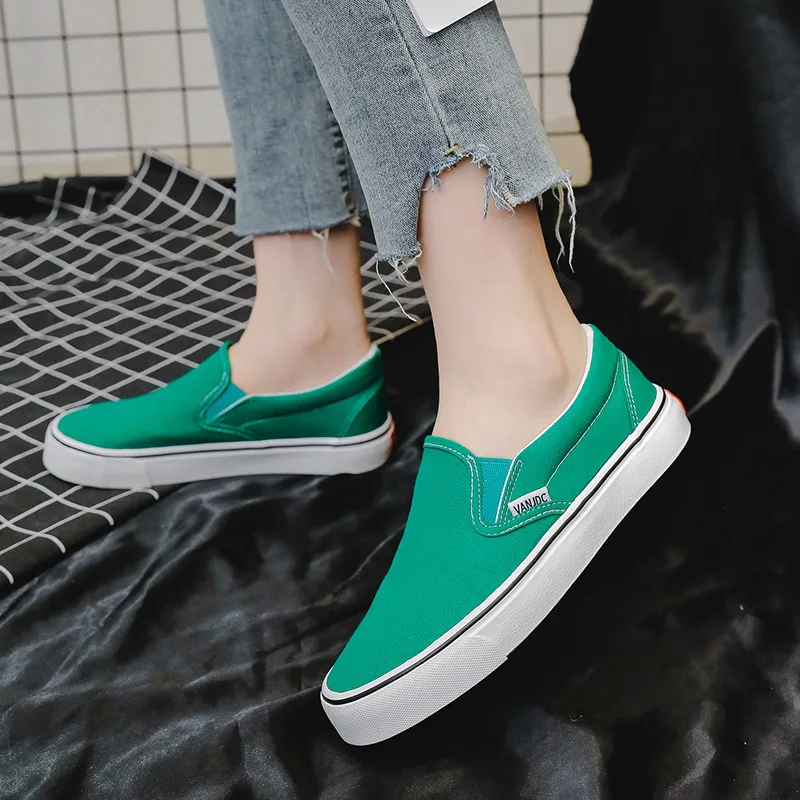 Canvas Shoes Women Couple Slip on Flat Comfortable Casual Shoes Fashion Platform Ladies Vulcanized Shoes Zapatillas Mujer 2023