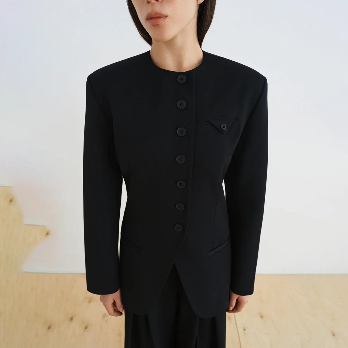 BJTZ 2026 เสื้อแจ็คเก็ตเบลเซอร์ทรงสลิมสำหรับผู้หญิงฤดูใบไม้ผลิฤดูใบไม้ร่วง - แฟชั่นหรูหราสำหรับออฟฟิศ ดีไซน์สมาร์ทแคชชวล เสื้อคลุมสำหรับเดินทาง