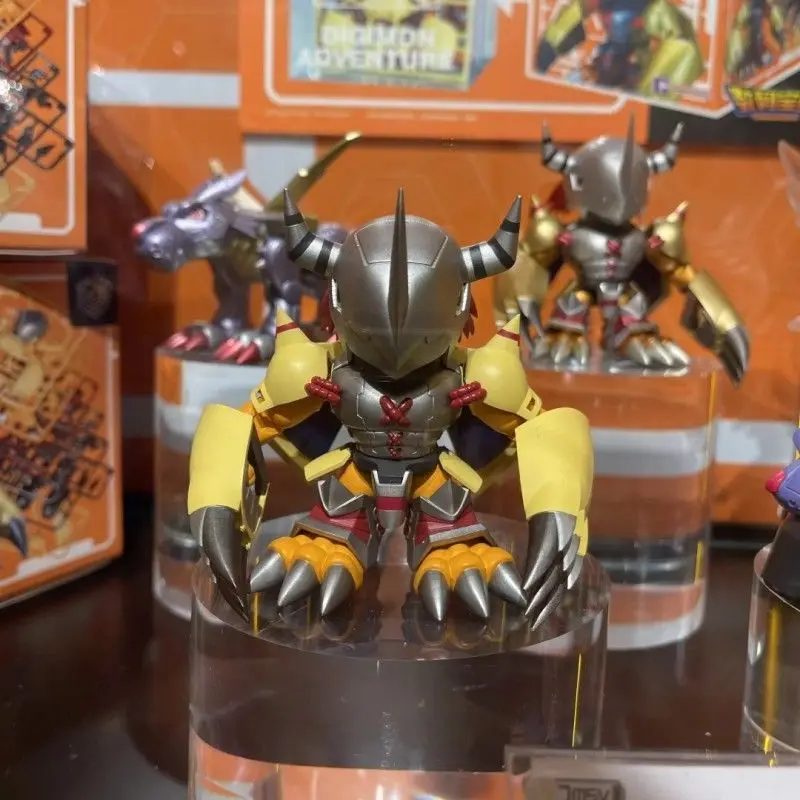 Spot Goods Bandai Authentic Digimon Anime Blind Box Splicing Battle Tyrannosaurus Rex Modello di gioco alla moda Giocattoli fatti a mano Regali