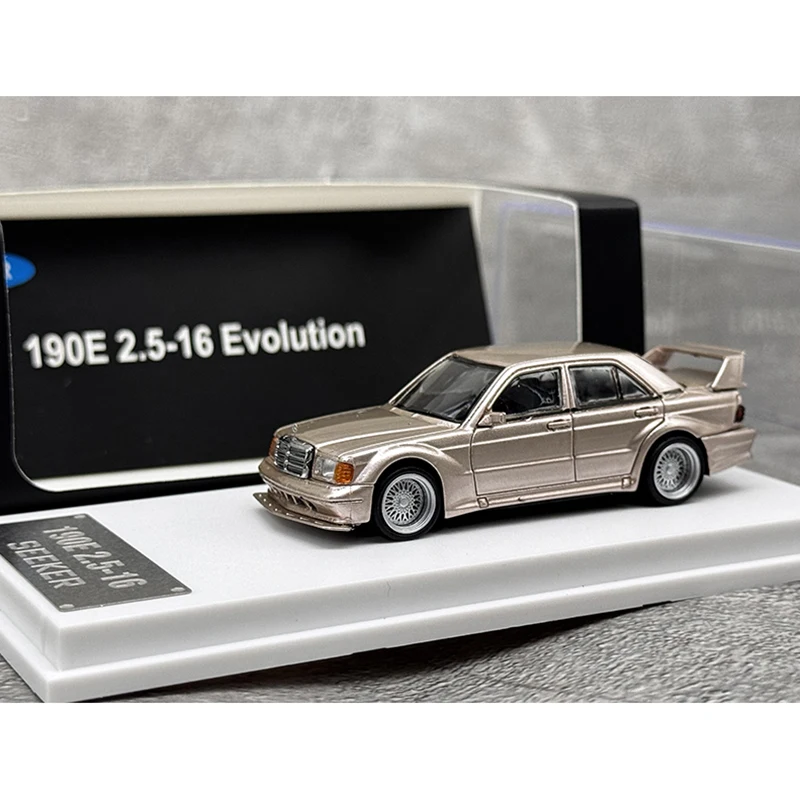 SEEKER 1:64 スケール 190E 2.5-16 エボリューション 合金製カーモデル 装飾品 記念品 ディスプレイ コレクション ホビー ギフト