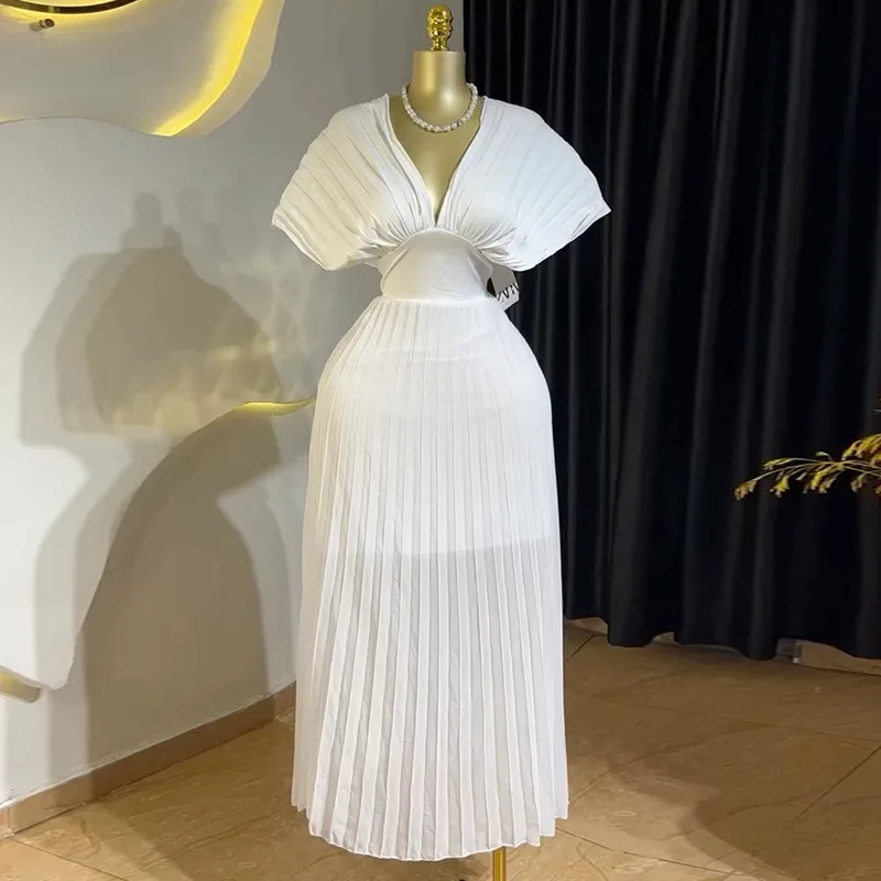 

New temperament elegant pleated V-neck bat sleeve high waist A-word dress long dress fashionable simple versatile temperament el
