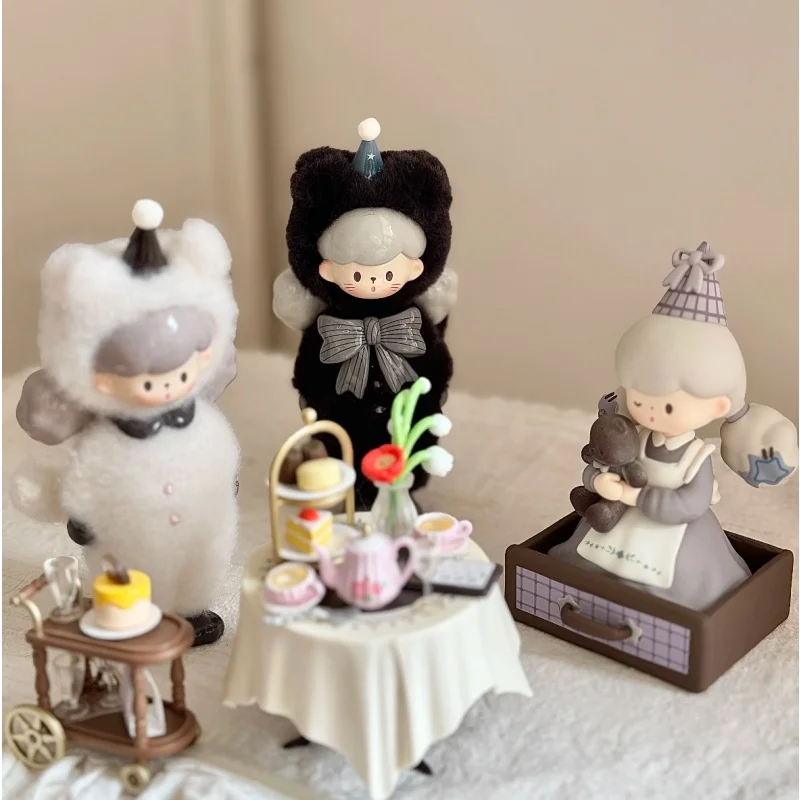 

В наличии, оригинальная слепая коробка Molinta Chasing Light Series V12, кавайная загадочная коробка, аниме, украшение для комнаты, коллекция, подарочная игрушка